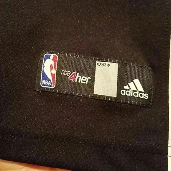 NWOT bulls Jersey - Picture 4 of 5